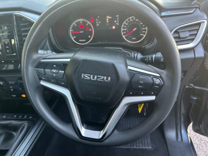 Isuzu D-Max DL20 - Image 14