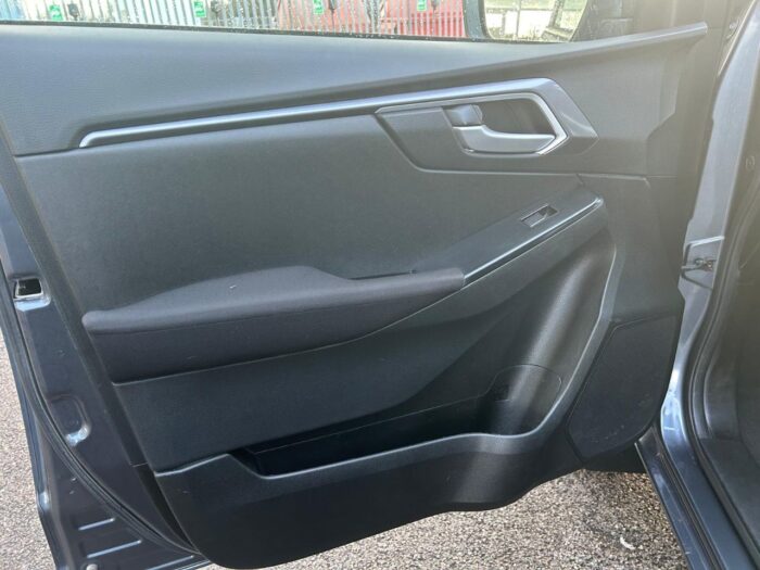 Isuzu D-Max DL20 - Image 17