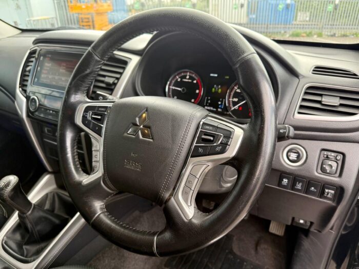 Mitsubishi L200 Warrior - Image 14