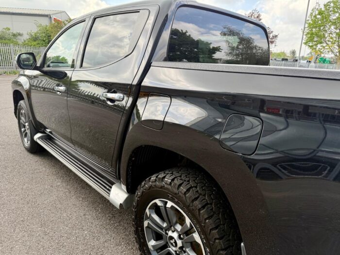 Mitsubishi L200 Warrior - Image 8