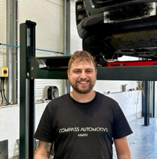 olly Car Dealer Team Member
