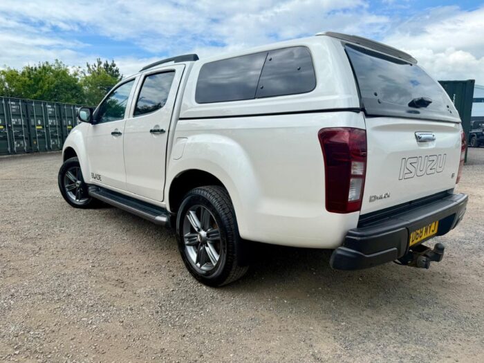Isuzu D-Max Blade - Image 3