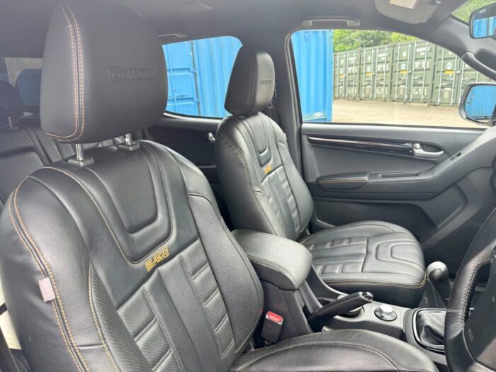 Isuzu D-Max Blade - Image 13