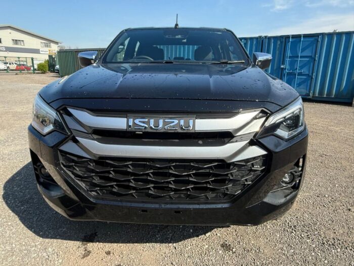 (BRAND NEW) Isuzu D-Max DL40 Manual - Image 3