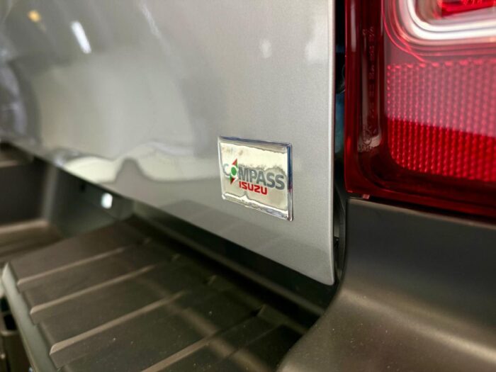 (BRAND NEW) Isuzu D-Max Utility Extended Cab Manual - Image 25