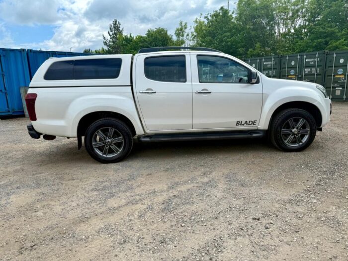 Isuzu D-Max Blade - Image 7
