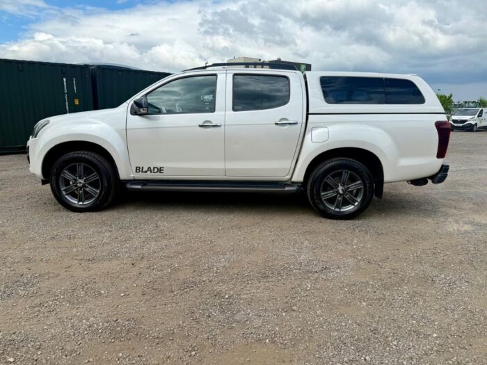 Isuzu D-Max Blade - Image 10
